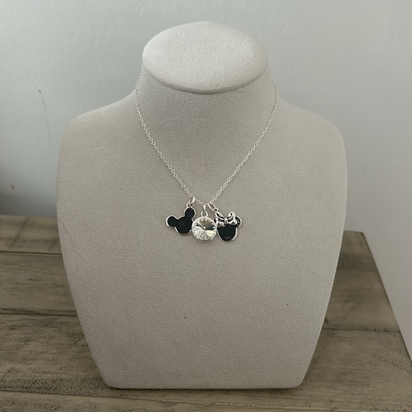 °o° Mickey & Minnie Necklace from Disneyland - Picture 2 of 10